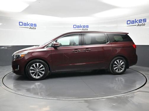 2017 Kia Sedona SX