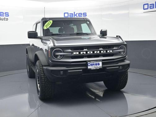CARBONIZED GRAY METALLIC 2023 Ford Bronco Big Bend