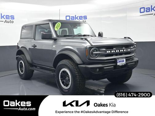 CARBONIZED GRAY METALLIC 2023 Ford Bronco Big Bend