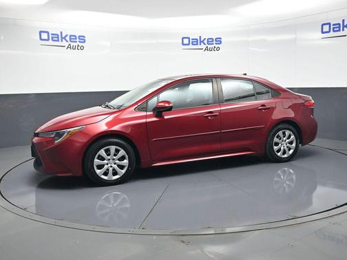Ruby Flare Pearl 2022 Toyota Corolla LE