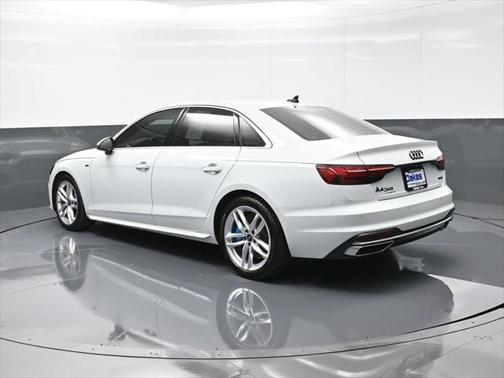 2022 Audi A4 45 S line Premium Plus