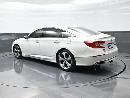 2018 Honda Accord Touring 2.0T