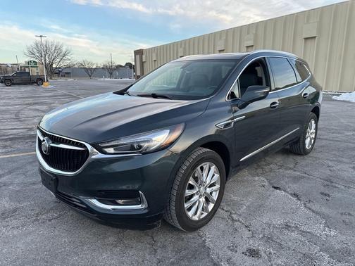 2018 Buick Enclave Essence