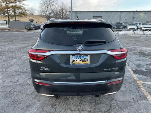 2018 Buick Enclave Essence