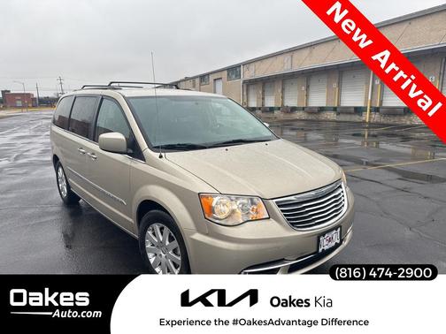 2015 Chrysler Town & Country Touring