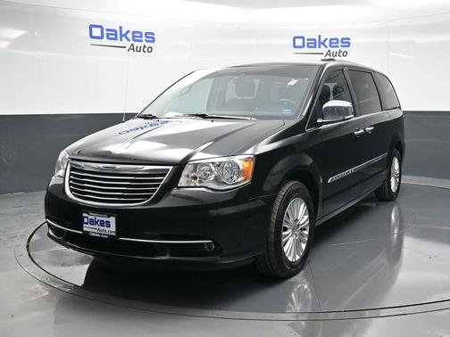 2016 Chrysler Town & Country Limited