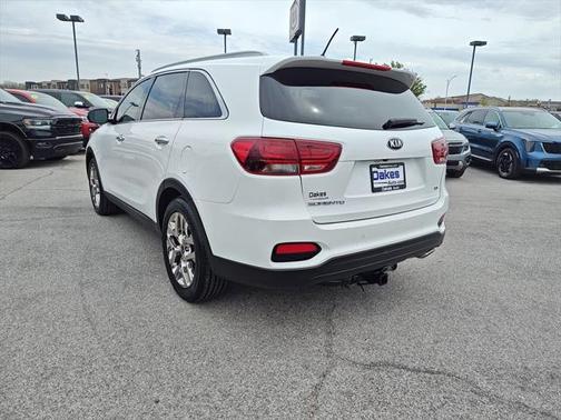 2020 Kia Sorento S