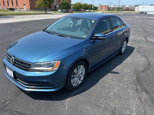 2015 Volkswagen Jetta 2.0L TDI SE w/Connectivity