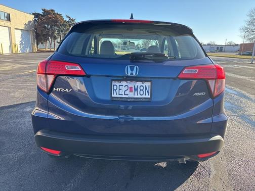 2017 Honda HR-V LX