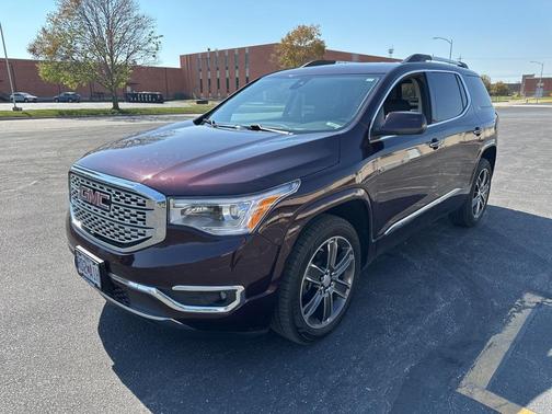 2017 GMC Acadia Denali