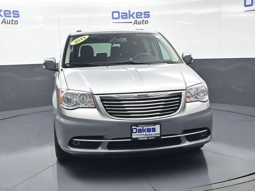 Billet Silver Metallic Clearcoat 2013 Chrysler Town & Country Touring-L