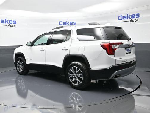 2023 GMC Acadia AWD SLT
