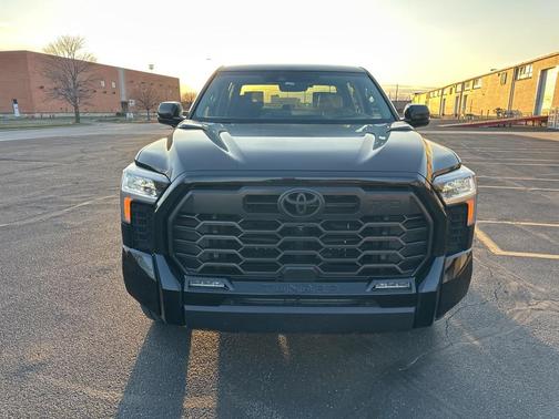 2024 Toyota Tundra Hybrid Limited