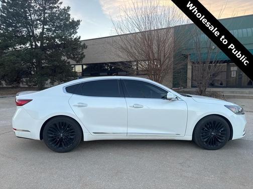 2017 Kia Cadenza Limited