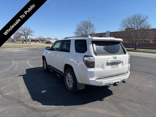 Super White 2018 Toyota 4Runner SR5 Premium