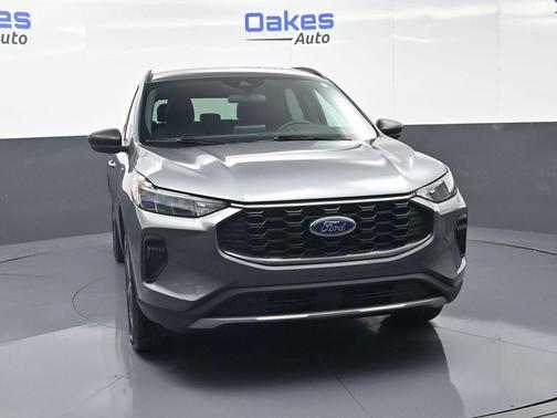 CARBONIZED GRAY METALLIC 2025 Ford Escape ST-Line