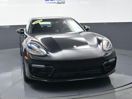 Carmine Red 2019 Porsche Panamera GTS