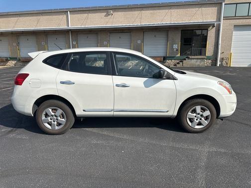 2013 Nissan Rogue S