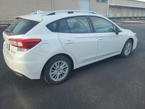 2018 Subaru Impreza 2.0i Premium