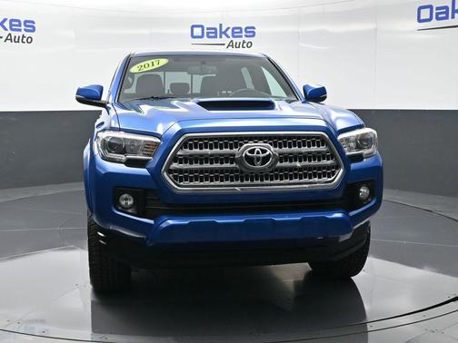 2017 Toyota Tacoma TRD Sport