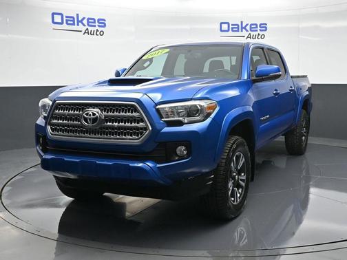 2017 Toyota Tacoma TRD Sport