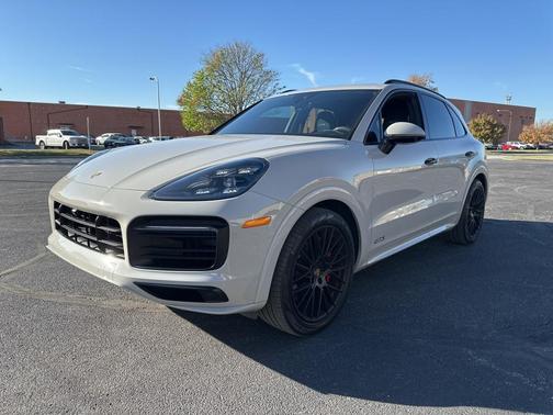 2021 Porsche Cayenne GTS