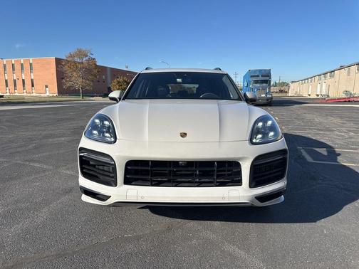 2021 Porsche Cayenne GTS