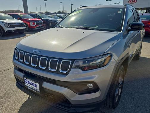 Billet Silver Metallic Clearcoat 2022 Jeep Compass Latitude Lux