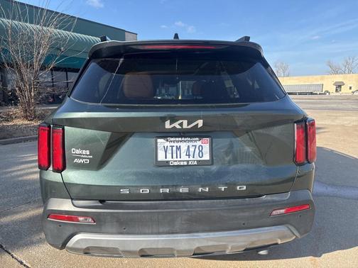 2022 Kia Sorento SX