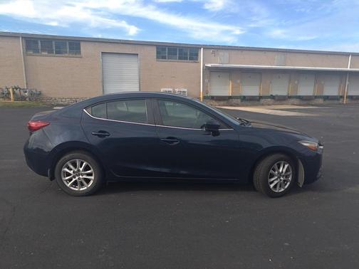 2017 Mazda Mazda3 Sport