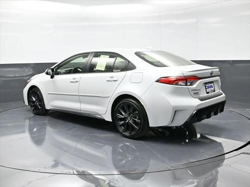 2025 Toyota Corolla Hybrid SE