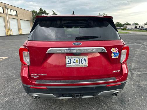 Rapid Red Metallic Tinted Clearcoat 2024 Ford Explorer Limited
