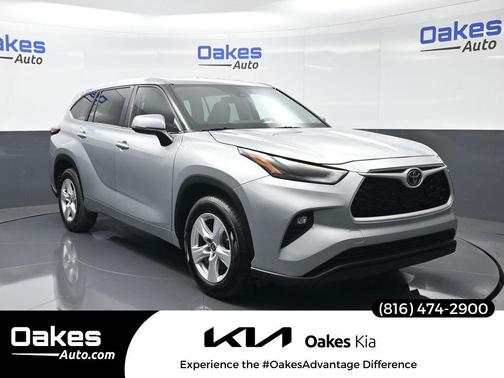 2024 Toyota Highlander LE