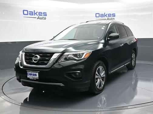 2018 Nissan Pathfinder SV
