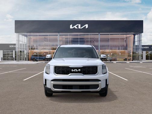 Glacial White Pearl 2025 Kia Telluride LX