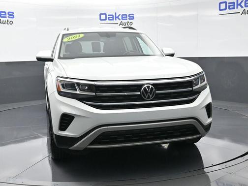2021 Volkswagen Atlas 3.6L SE w/Technology