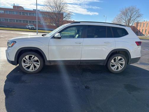 2021 Volkswagen Atlas 3.6L SE w/Technology