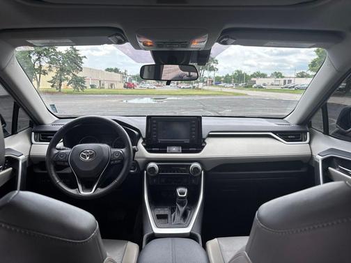 Lunar Rock 2021 Toyota RAV4 XLE Premium