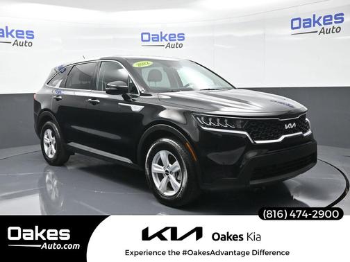 2022 Kia Sorento LX
