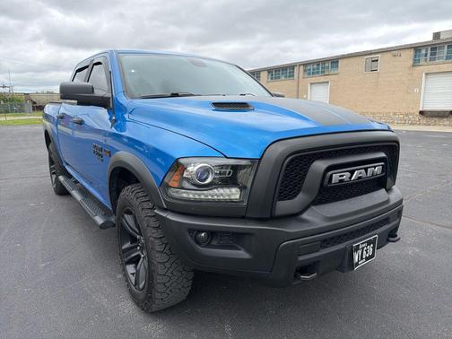 Hydro Blue Pearl 2021 RAM 1500 Classic SLT
