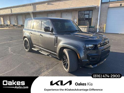 Carpathian Grey Premium Metallic 2023 Land Rover Defender 110 V8