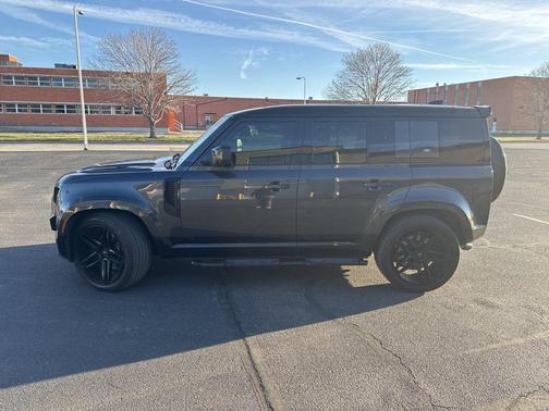 Carpathian Grey Premium Metallic 2023 Land Rover Defender 110 V8