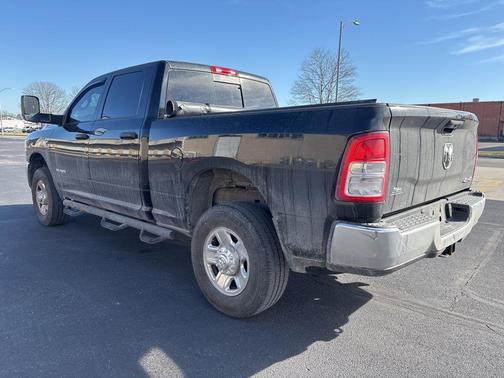 2021 RAM 2500 Tradesman Crew Cab 4x4 6'4' Box