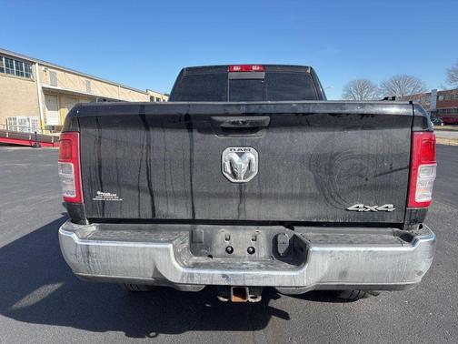 2021 RAM 2500 Tradesman Crew Cab 4x4 6'4' Box