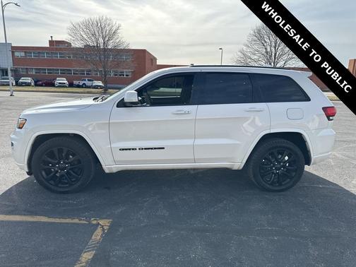 2017 Jeep Grand Cherokee Altitude