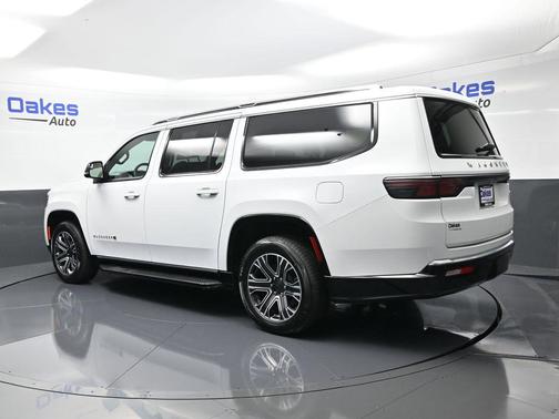 2024 Jeep Wagoneer L Series II 4x4