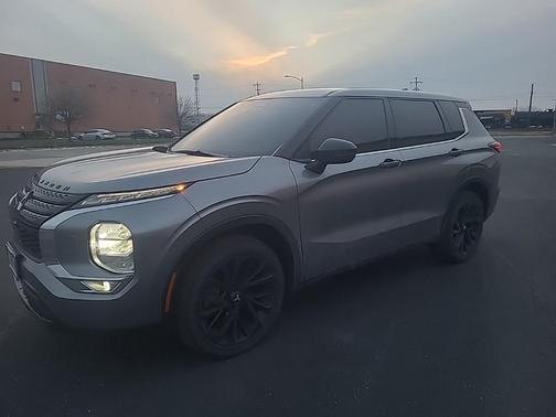 2022 Mitsubishi Outlander Black Edition S-AWC