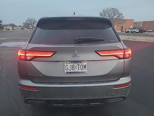 2022 Mitsubishi Outlander Black Edition S-AWC