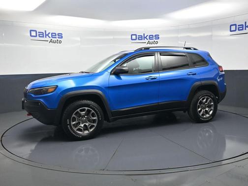 Hydro Blue Pearlcoat 2021 Jeep Cherokee Trailhawk