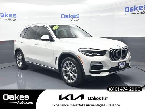 White Metallic 2021 BMW X5 sDrive40i
